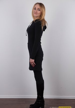 Czech Casting  are pleased to offer you a free pictures featuring Zuzana exhibit superb body