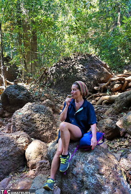 TAC Amateurs invite you to explore free pics featuring Diana Ananta xxx gallery 269178