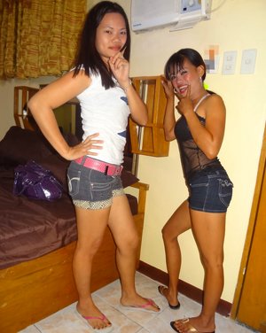 Asian Sex Diary pleased to share with you a free xxx photo gallery with Leann and Irish in hardcore threesome